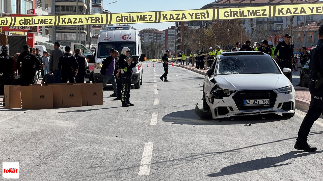 Otomobil 2 Çocuğa Çarptı 13 Yaşındaki Çocuk Hayatını Kaybetti, O Anlar Kamerada4