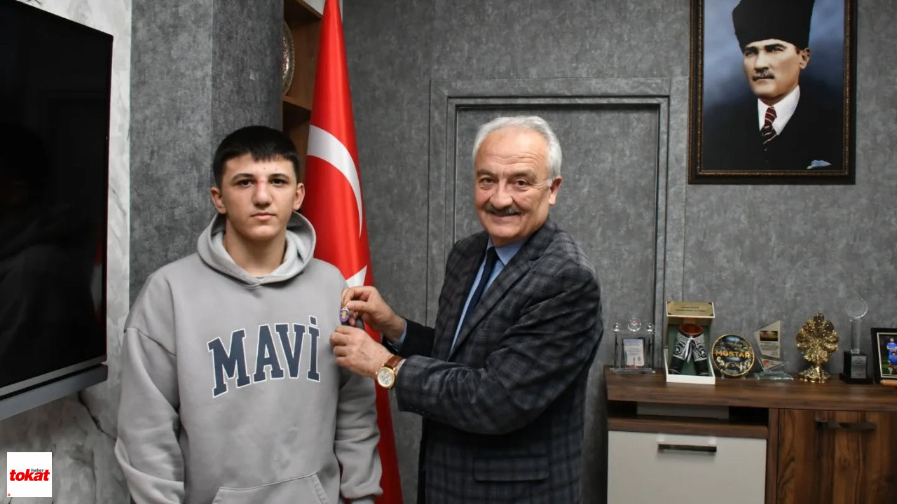 Tokat’ın Gururu Güreşçiler Altınla Ödüllendirildi4