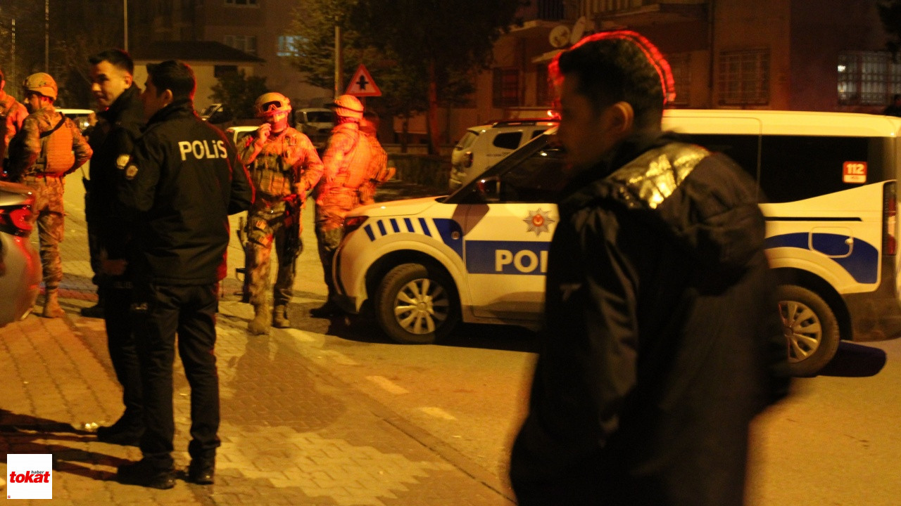 Tüfekle Etrafa Ateş Açan Şahıs 3 Saatte Ikna Edildi2