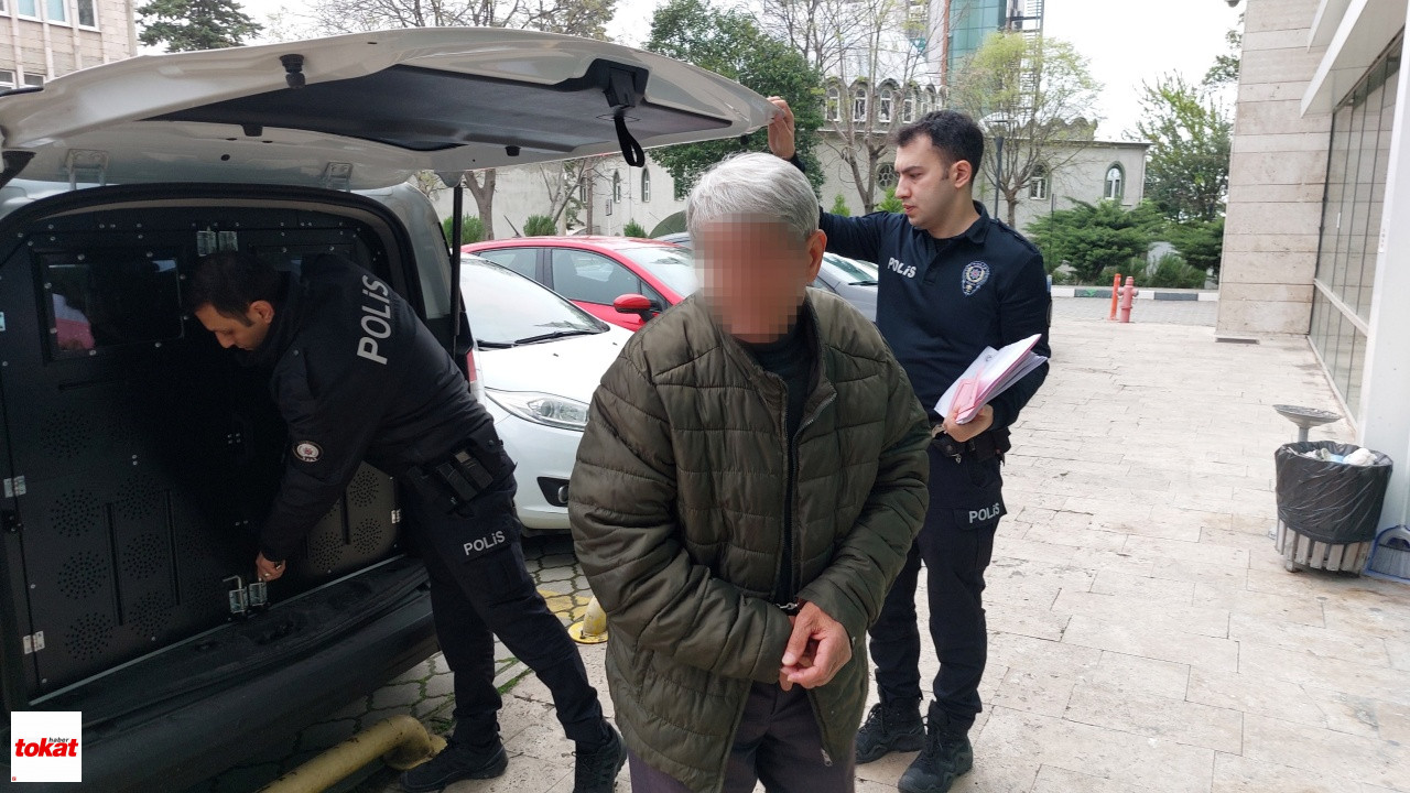 Yaşlı Adam Parkta Oturan Üniversite Öğrencisi Kızı Tacizden Gözaltına Alındı1