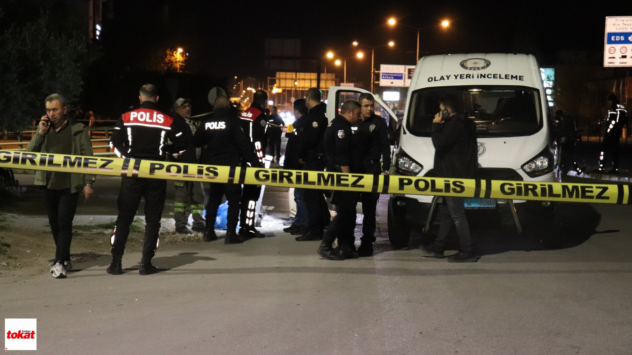 Yeni Doğmuş Bebek, Poşet Içerisinde Çöp Konteynerine Atılmış Halde Bulundu