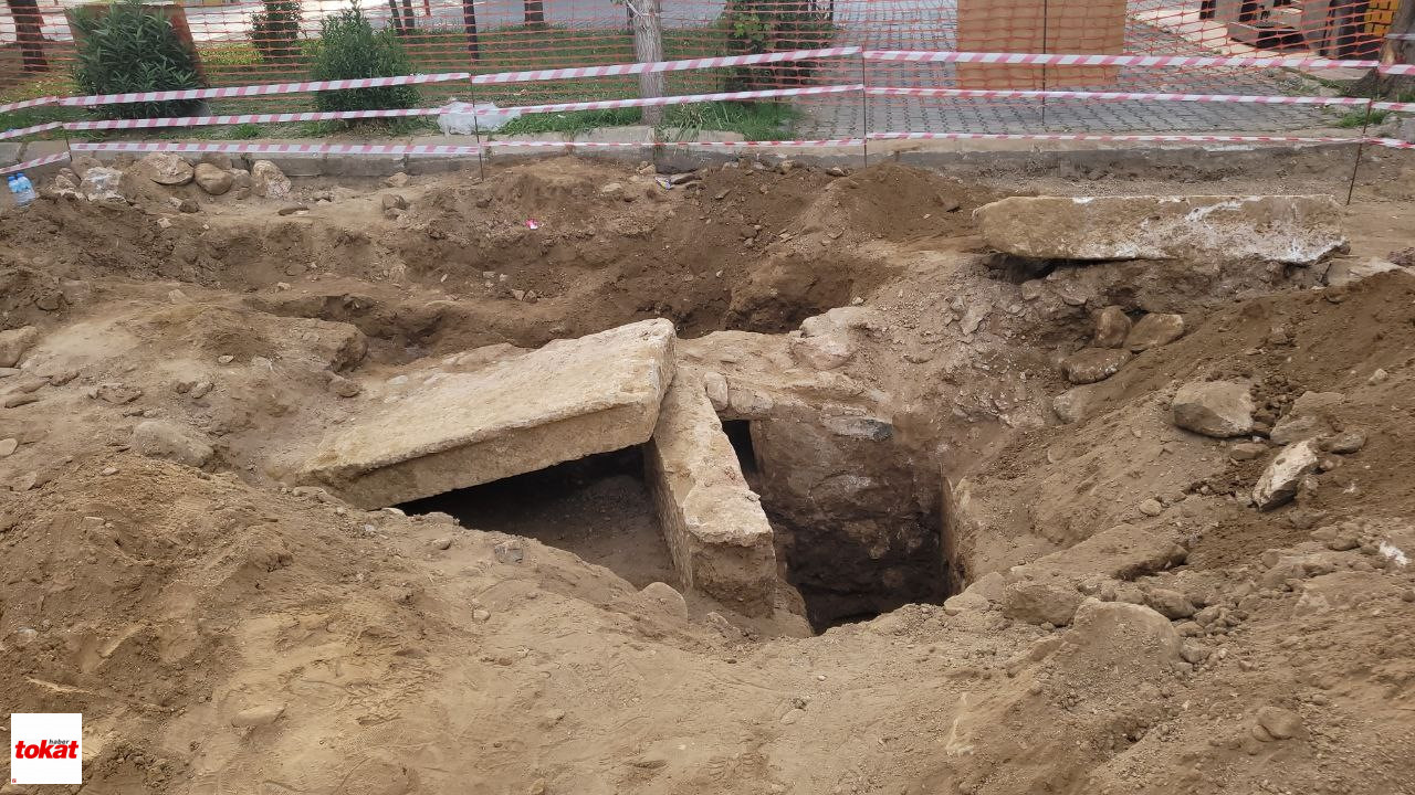 Yol Çalışmasından Tarih Fışkırdı, Bölgede Çalışmalar Durduruldu5