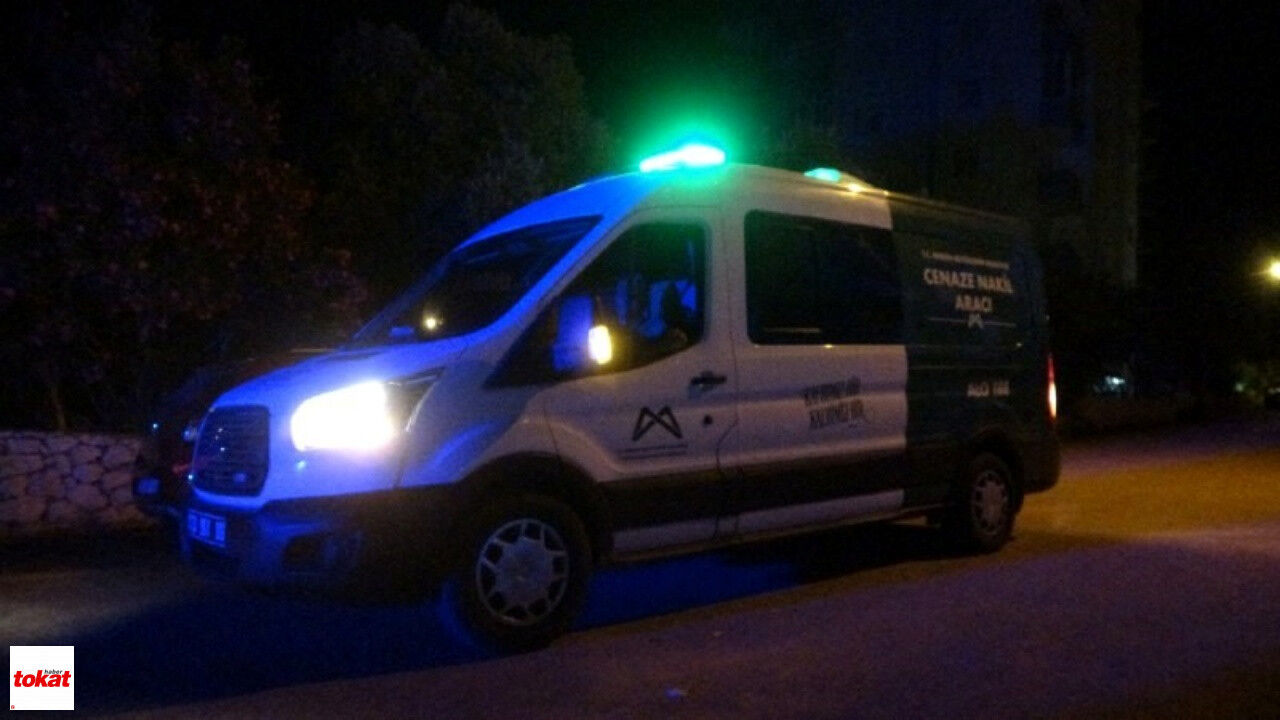 Balık Tutarken Kayalıklardan Düşen Şahıs Hayatını Kaybetti1