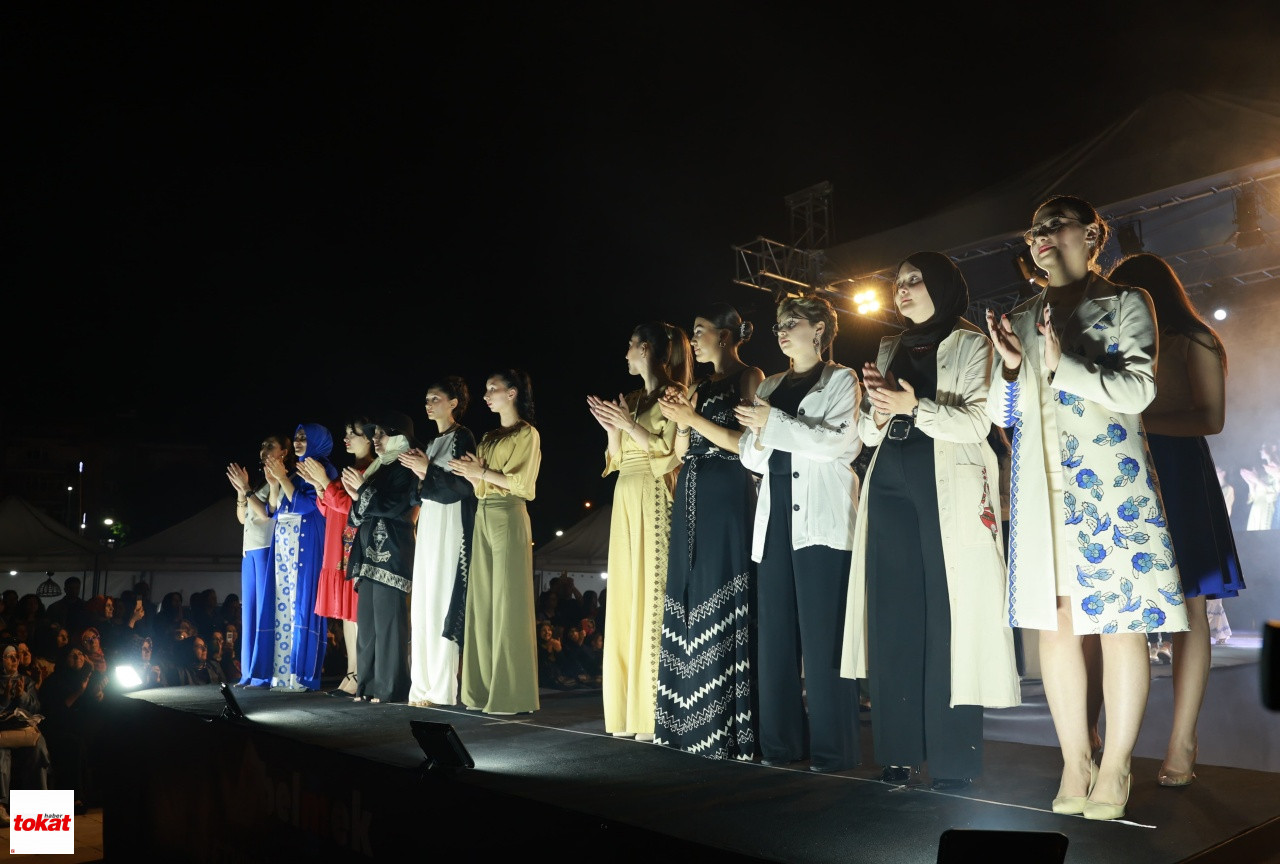 Belmek Defile (12)