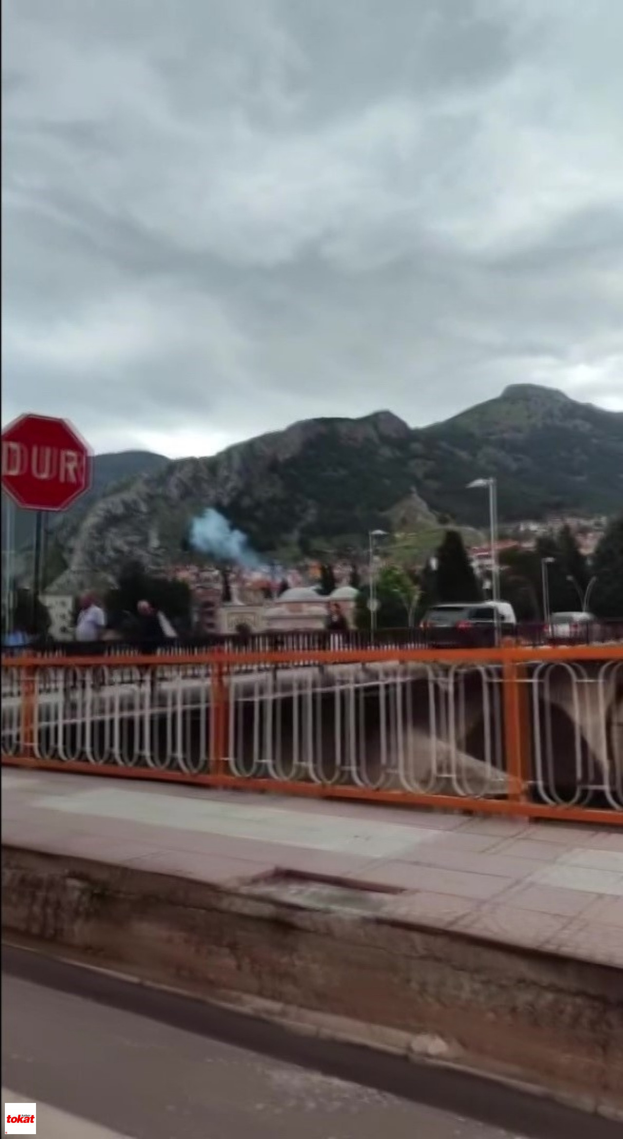 Canlı Yayında Oyun Oynarken Yıldırım Düştü O Anlar Kamerada3