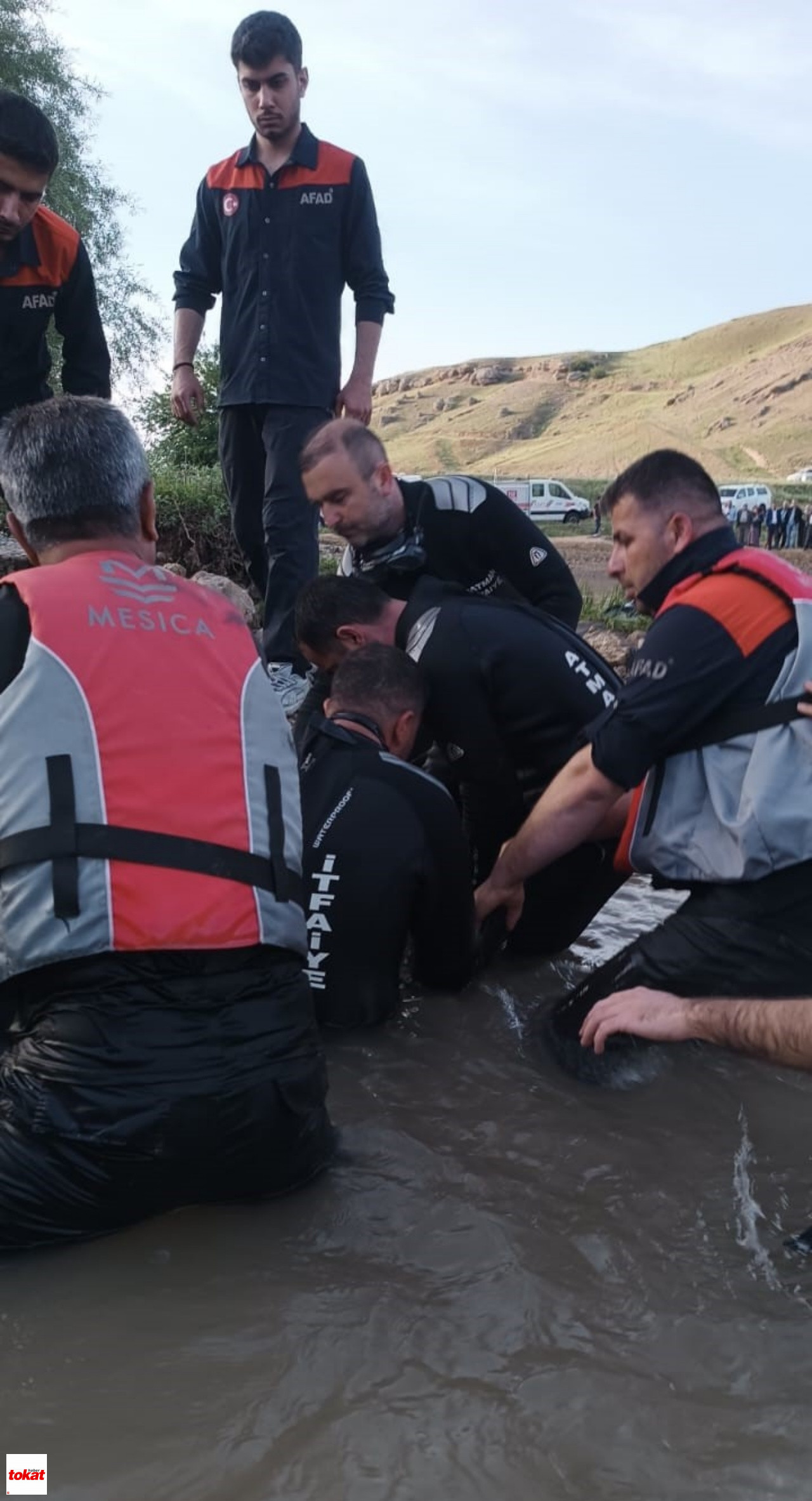 Çay'da Kaybolan Çocuğun Cansız Bedenine Ulaşıldı2