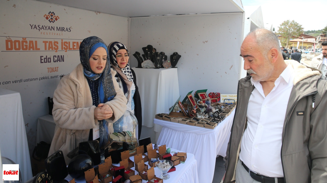 Festi̇val (2)