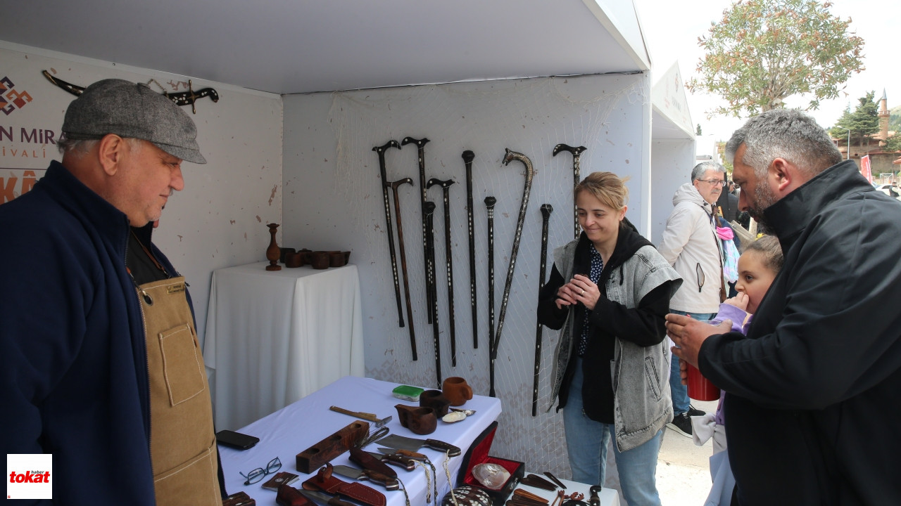 Festi̇val (3)