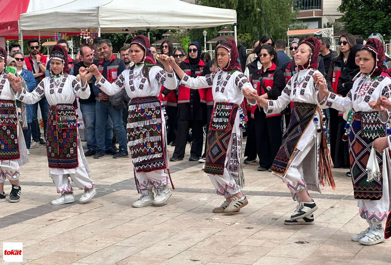 Folklor2