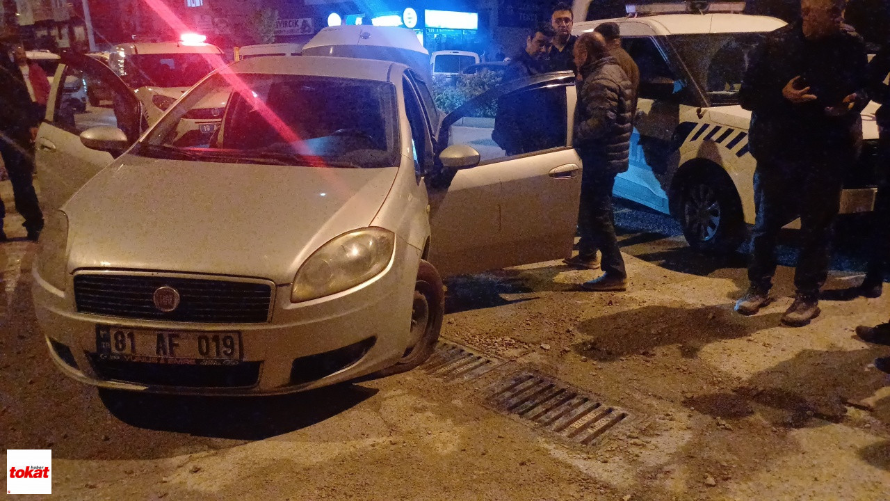 Iki Kişi Birbirini Bıçakladı4