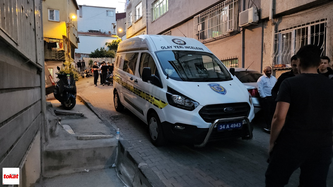 Kardeşini Silahla Öldürdükten Sonra Intihar Etti1