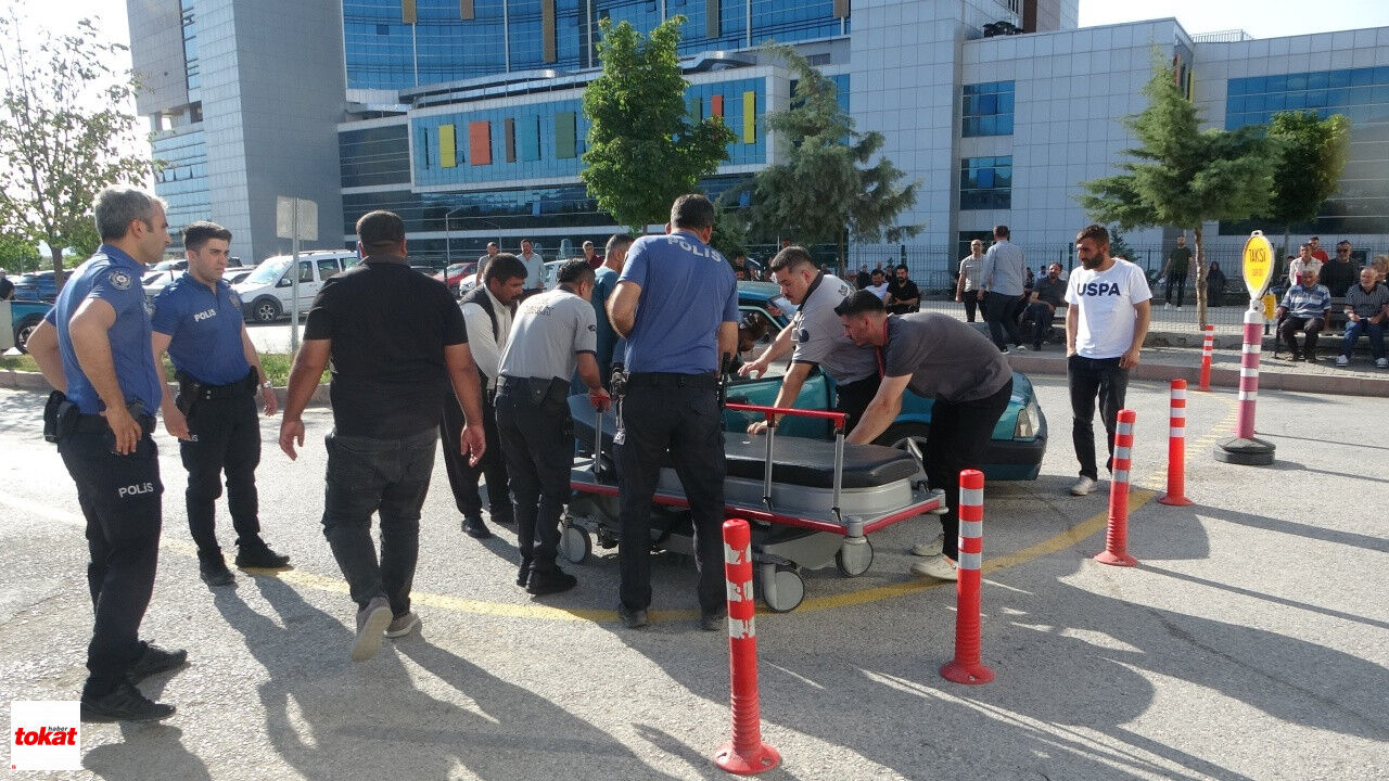 Mezarlıkta Silahlı Ve Bıçaklı Kavga 1 Ölü, 2 Yaralı1