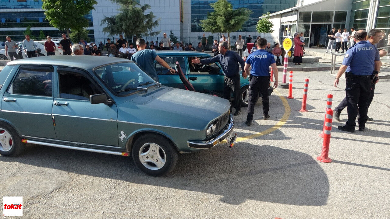 Mezarlıkta Silahlı Ve Bıçaklı Kavga 1 Ölü, 2 Yaralı2