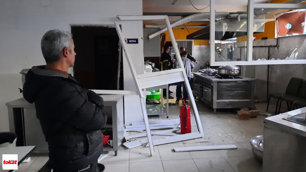 Mutfak Tüpü Patladı, Faciadan Dönüldü1