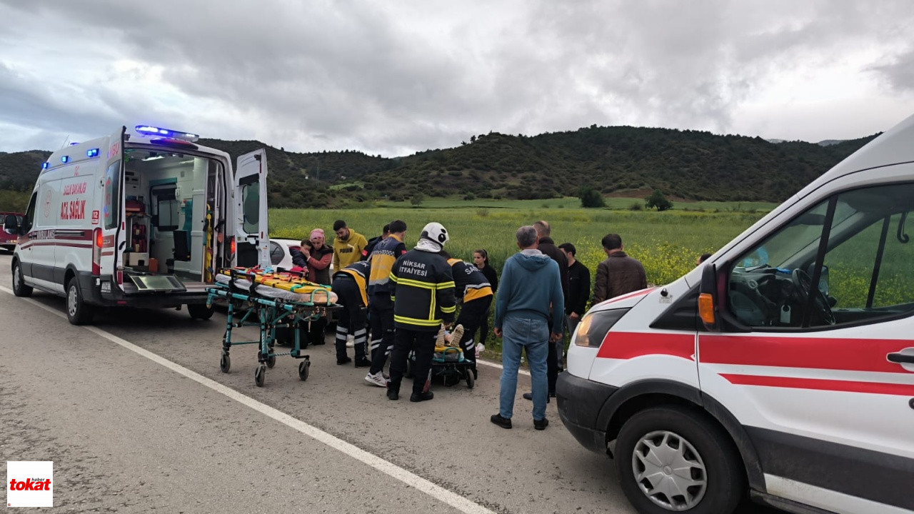 Niksar’da Maddi Hasarlı Trafik Kazası2