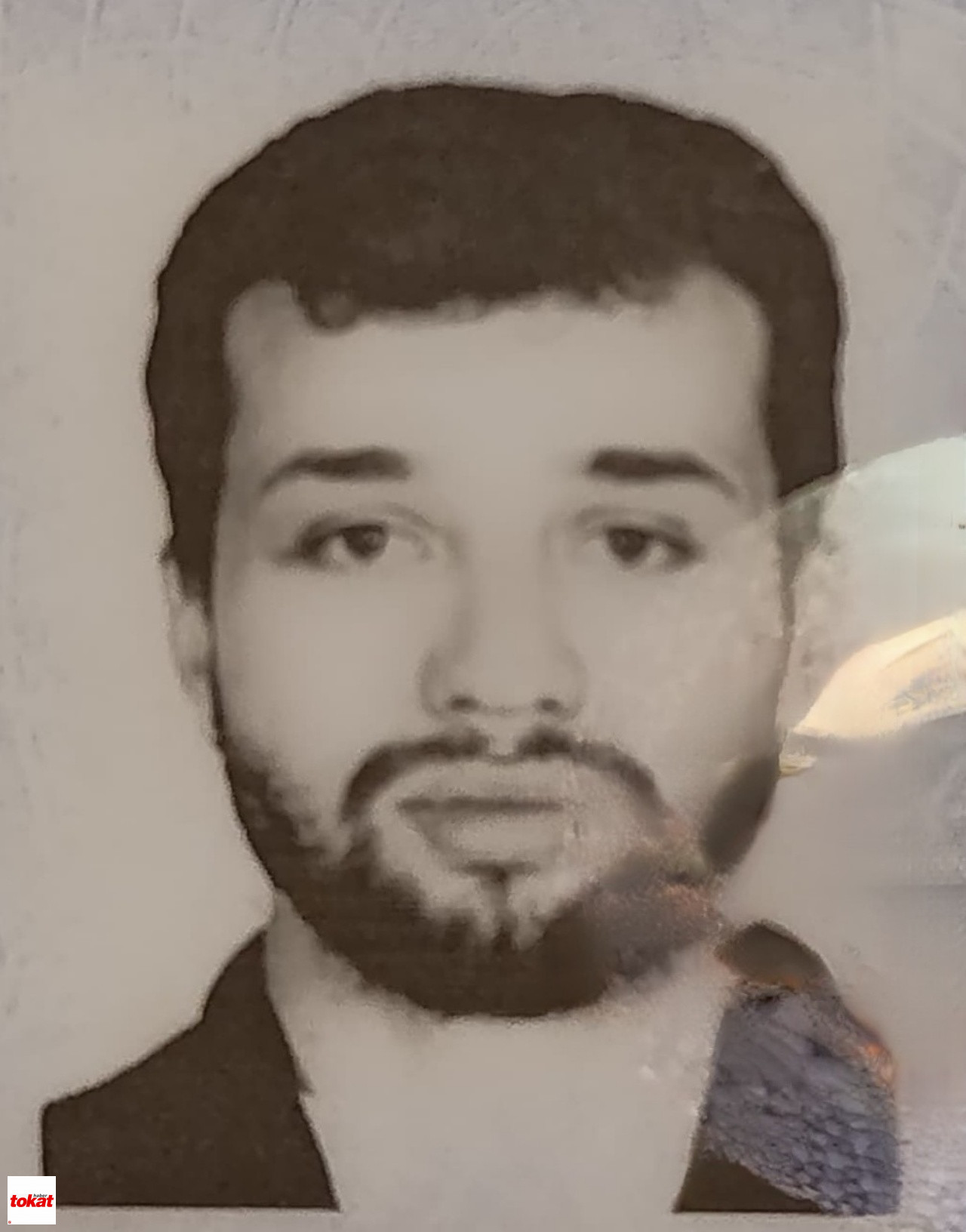 Otomobil Kamyonun Altına Girdi, Sürücü Ağır Yaralandı6