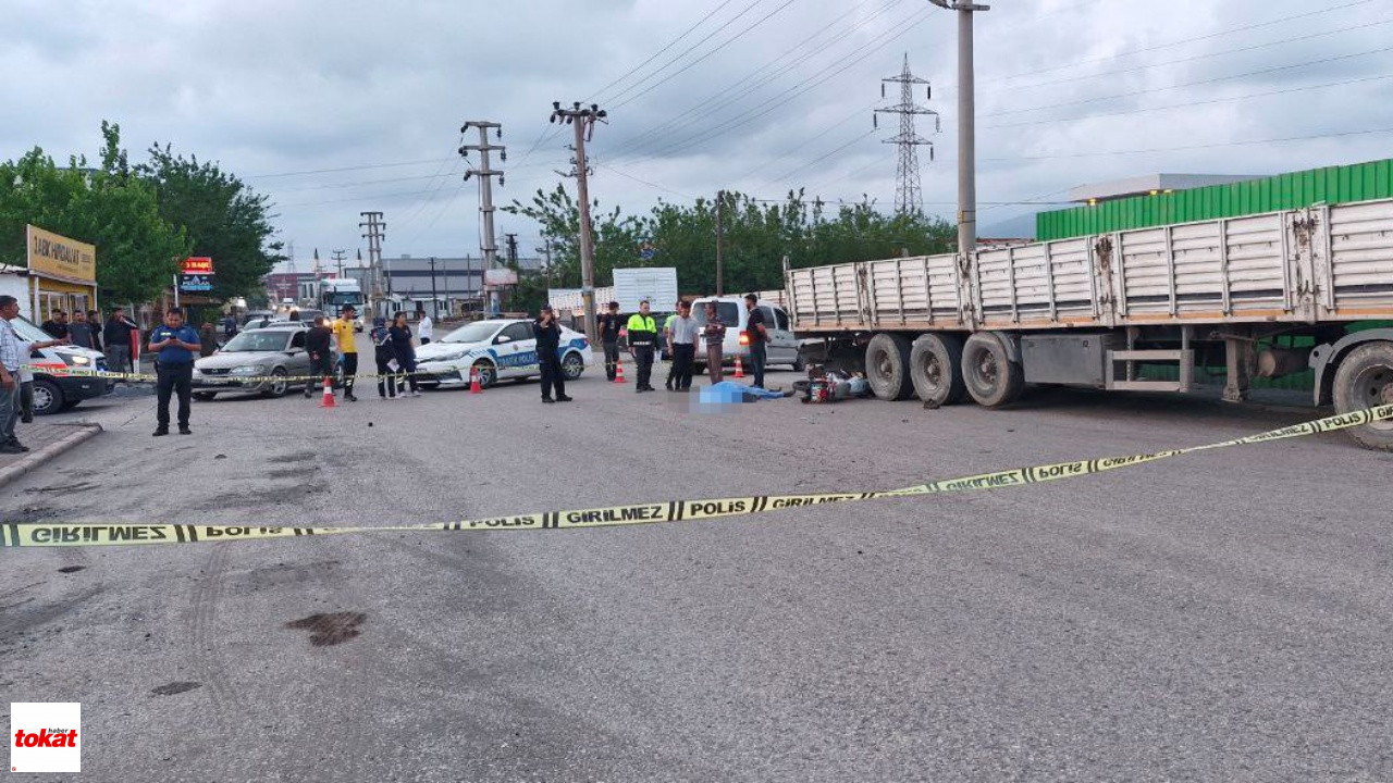 Tırla Çarpışan Motosikletin 16 Yaşındaki Sürücüsü Hayatını Kaybetti1