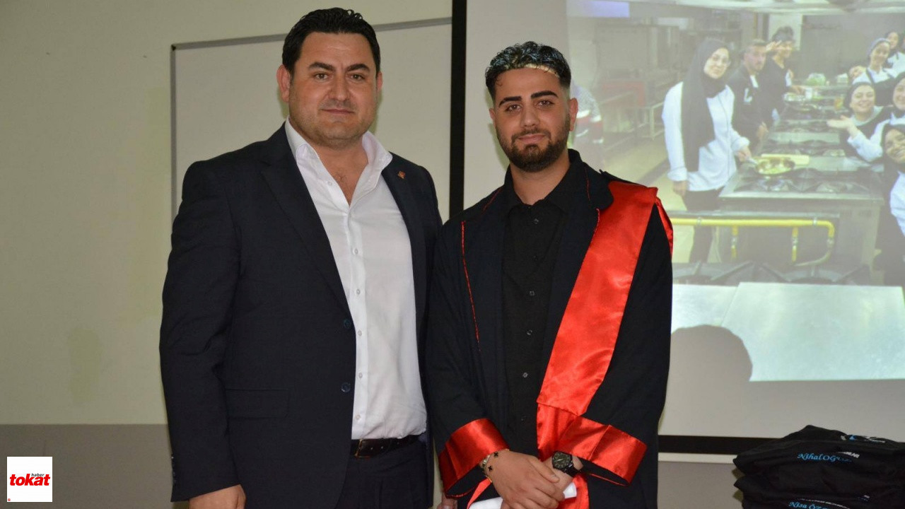 Tokat Gaziosmanpaşa Üniversitesi Zile Dinçerler Turizm İşletmeciliği Ve Otelcilik Yüksekokulu’nda Mezuniyet Coşkusu1