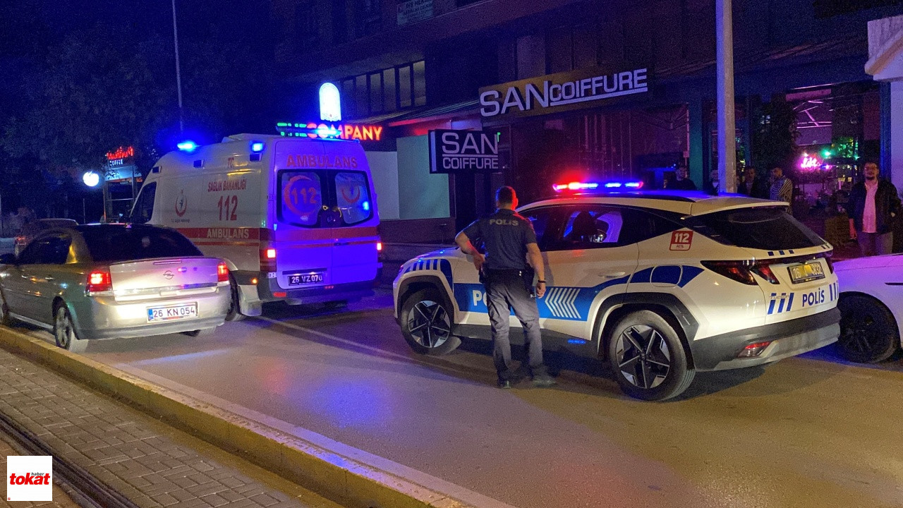 Elindeki Satırla Çevreye Saldıran Şahsa Gözaltı4