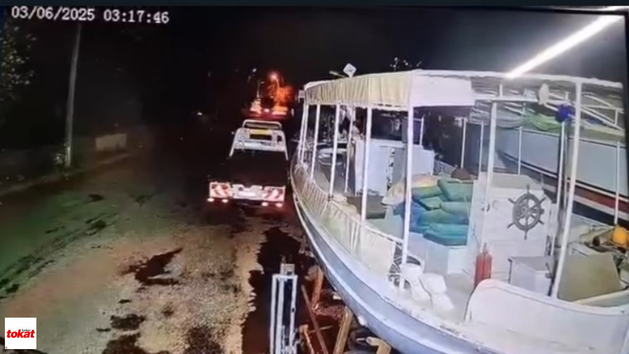 Marmaris Açıklarındaki 5.8'Lik Deprem Güvenlik Kameralarına Böyle Yansıdı