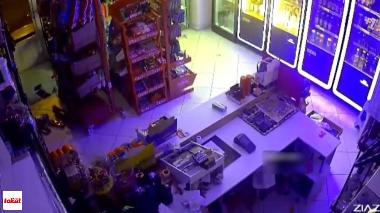 Marmaris Açıklarındaki 5.8'Lik Deprem Güvenlik Kameralarına Böyle Yansıdı1