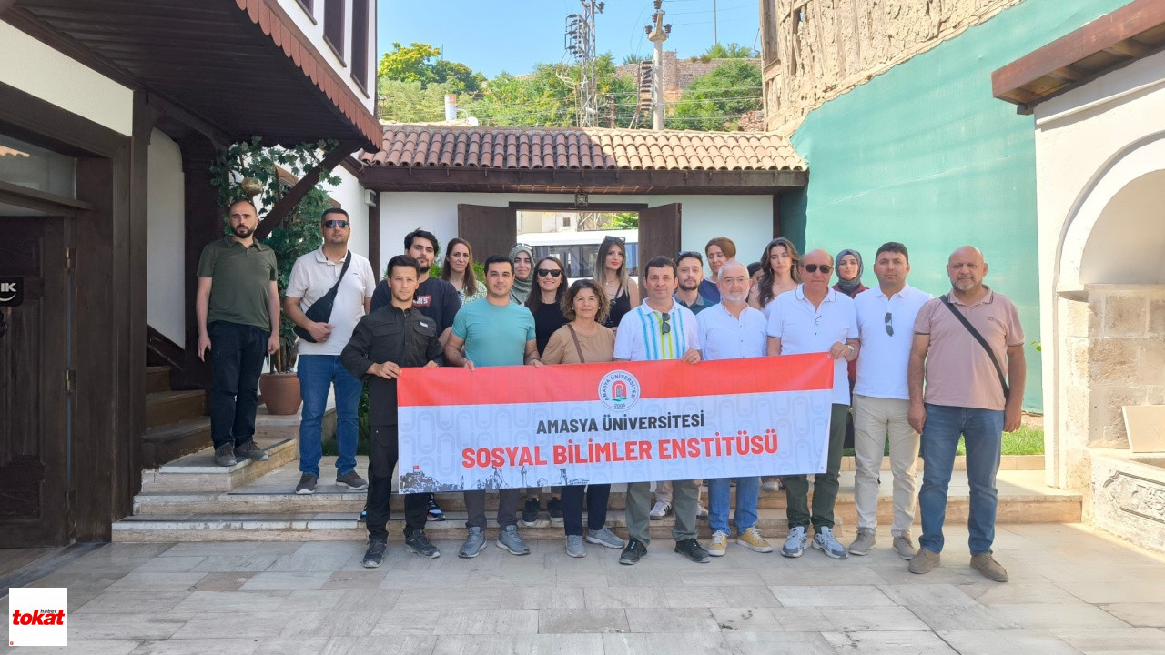 Amasya 26 Kişilik Grup Zile Mozaik Kazı Alanı Inceleme1