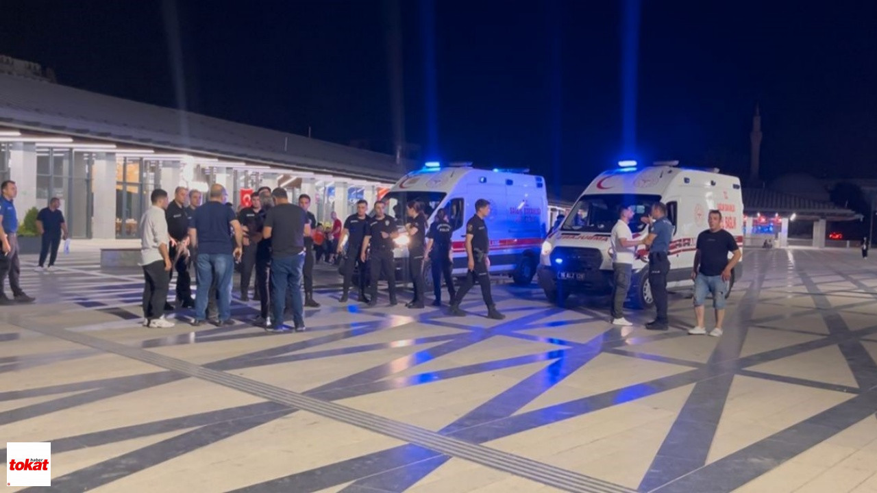 Bıçaklı Dehşet 14 Yaşındaki Genç Kız 4 Kişiyi Bıçakladı1
