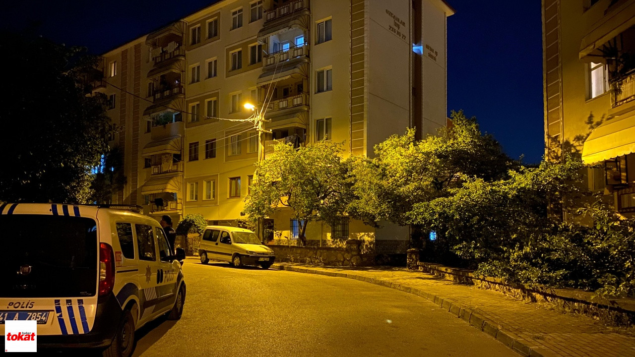 Çocuk Gürültüsü Tartışmasında Kan Aktı Bir Kadın Bıçaklandı2