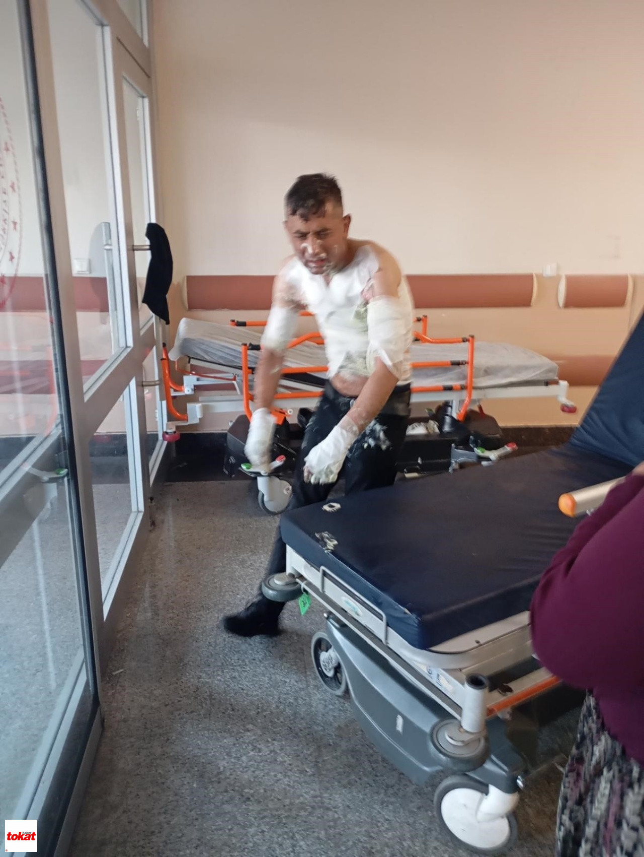 Engelli Vatandaş Dehşeti Yaşadı Telefonunu Çaldı, Şikayet Edince Benzin Döküp Yaktı8