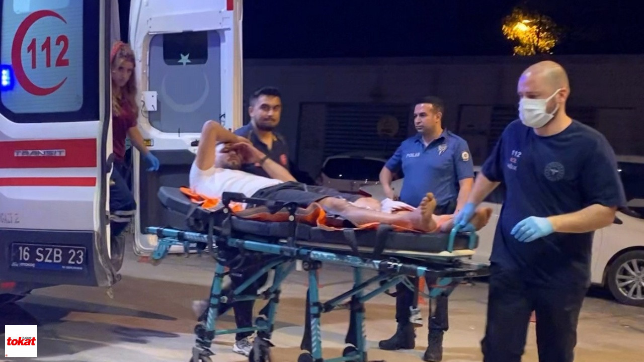 Yol Kenarında Alkol Alırken, Av Tüfeğiyle Vuruldu