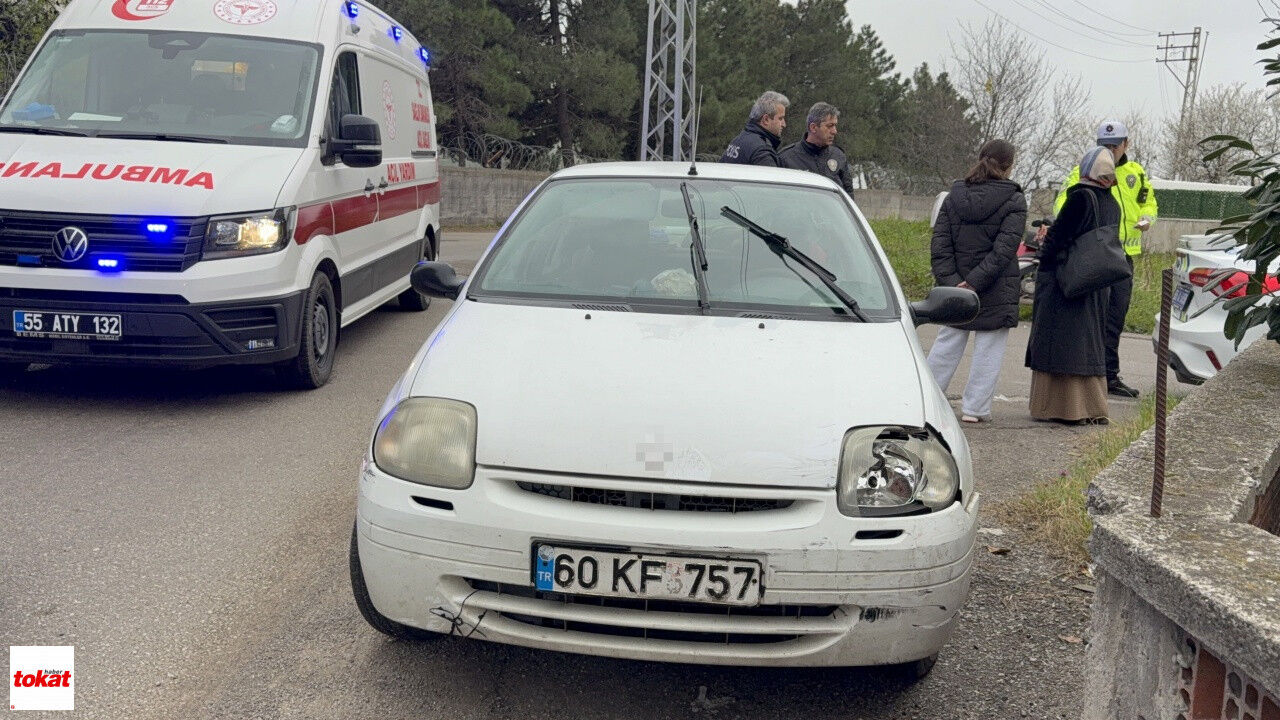 İlaç Firmasının Motosikleti Doktorun Aracına Çarptı 1 Yaralı3