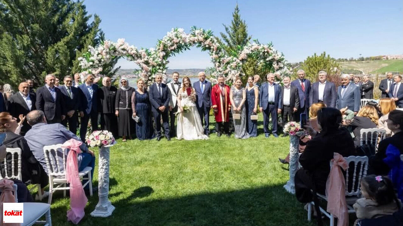 Gündoğdu Ailesinin Mutlu Günü