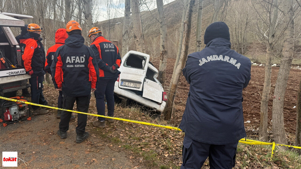 Kanser Hastası Babasını Hastaneye Götürürken Kaza Yaptı 3 Ölü5