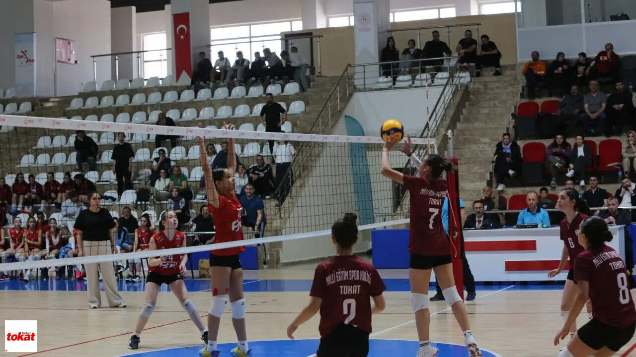 Tokat Milli Eğitim Spor Kulübü Kulüplerarası Midi Kızlar Voleybol Grup Müsabakaları Sivas6
