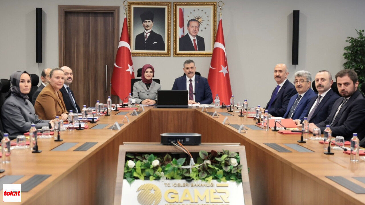 Tokat Valisi Abdullah Köklü Sosyal Risk Haritaları Toplantısı1