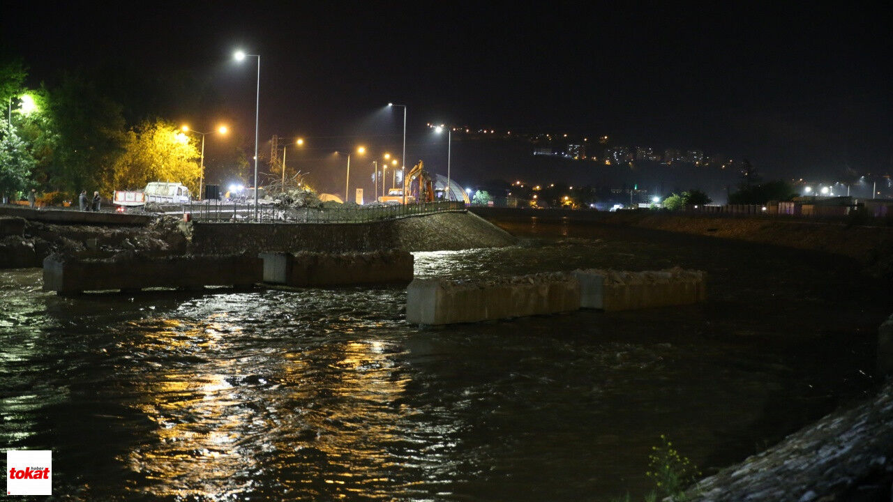 Afad Başkanı Pehlivan Tokat'ta Konuştu3