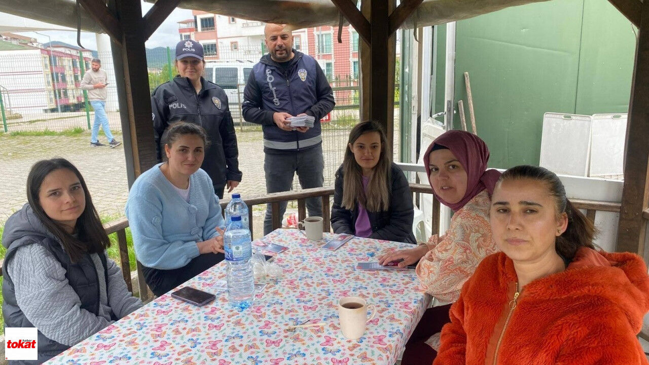 Niksar Polisi Kadınları Bilinçlendirdi1