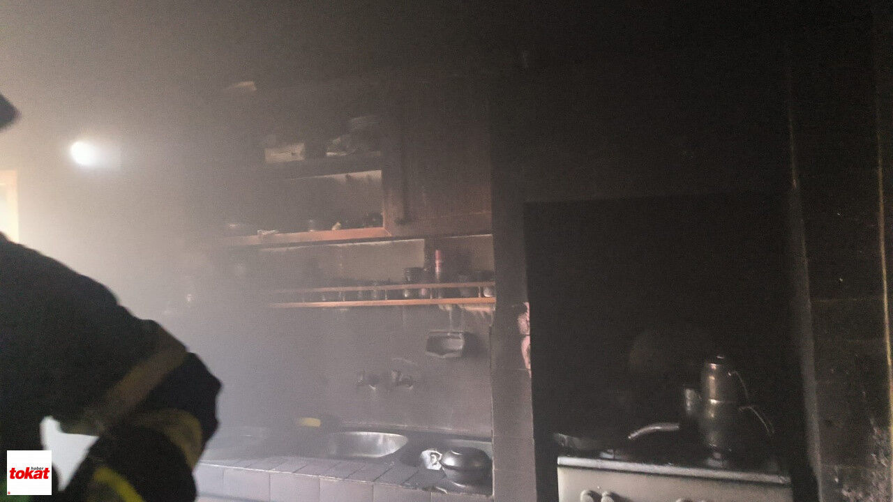 Niksar Yangın1