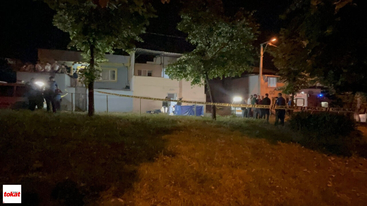 Sokak Ortasında Tartışma Kanlı Bitti Karı Koca Hayatını Kaybetti2