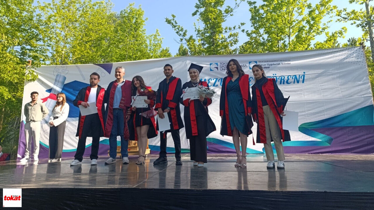Togü Niksar Uygulamalı Bilimler Fakültesi Mezuniyet6