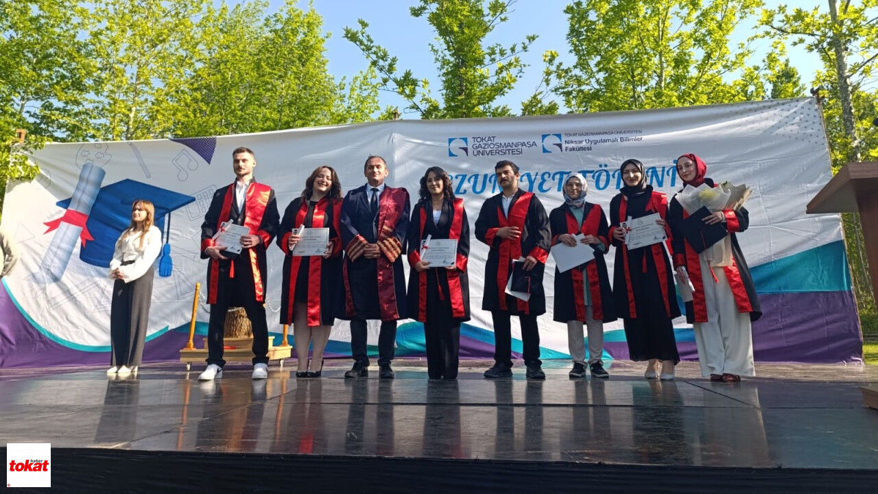 Togü Niksar Uygulamalı Bilimler Fakültesi Mezuniyet9