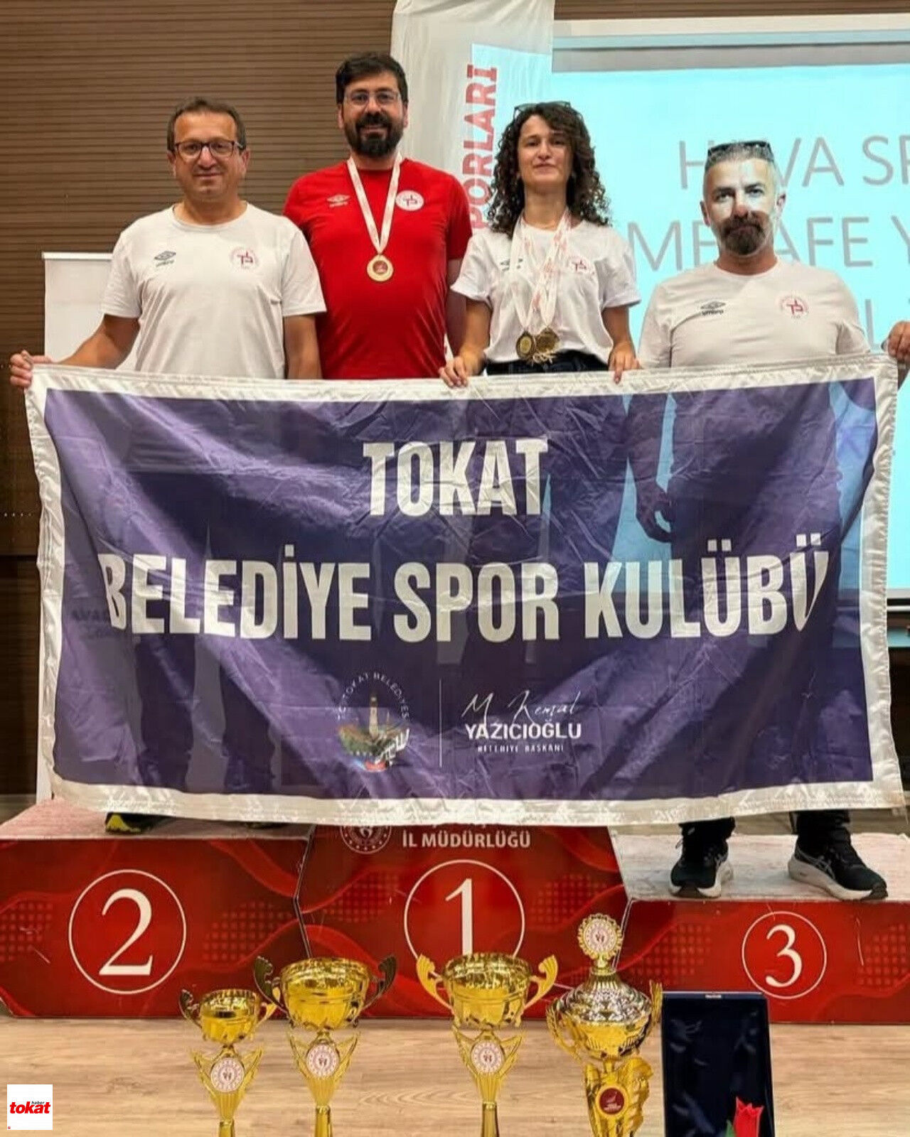 Tokat Belediye Spor Kulübü Sporcuları Yamaç Paraşütü Güreş
