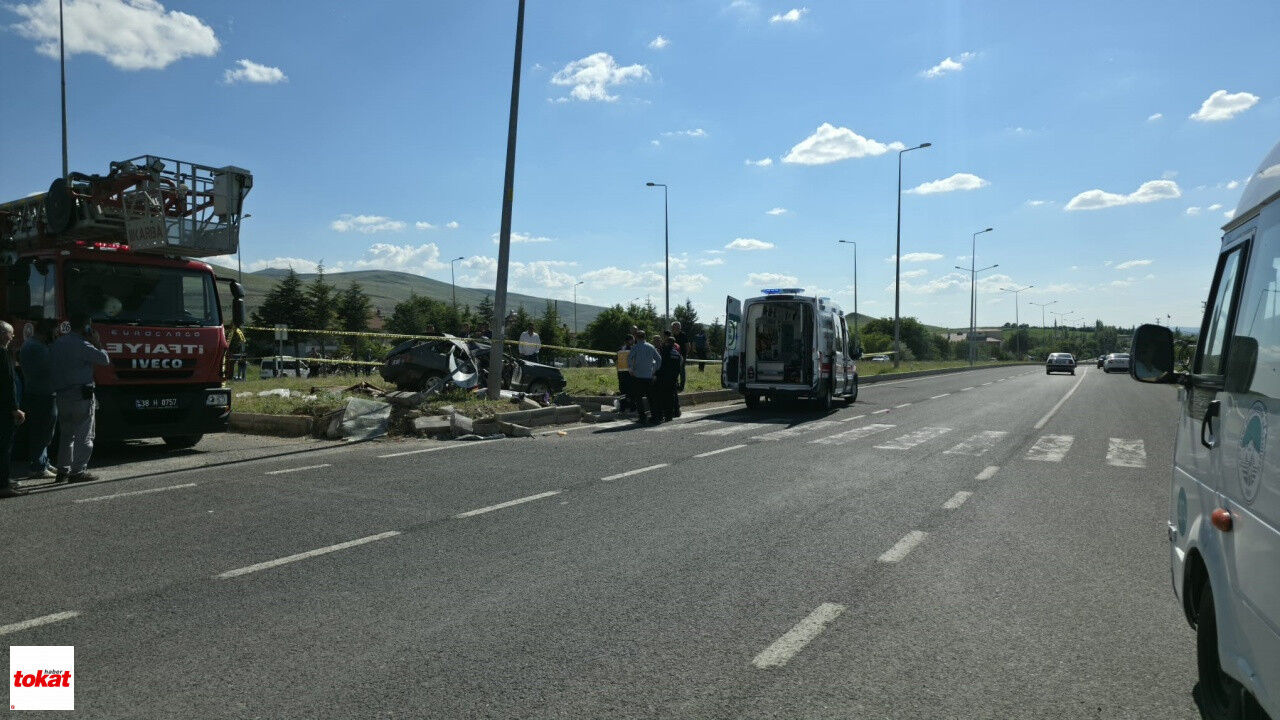 Tokat Plakalı Araç Kayseri’de Kaza Yaptı 3 Ölü, 5 Yaralı3