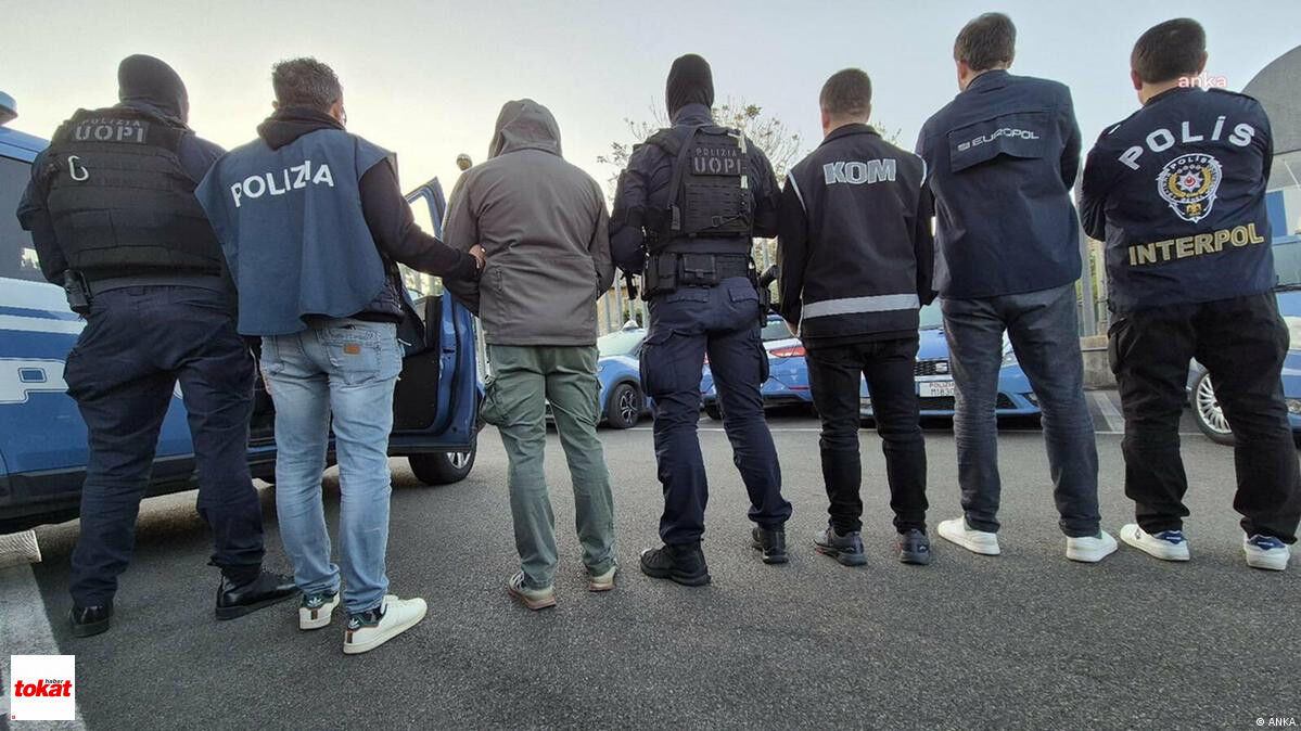 Tokat'ta ''Barış Boyun'' Çetesine Operasyon Aralarında Avukatlarında Olduğu 45 Kişi Tutuklandı