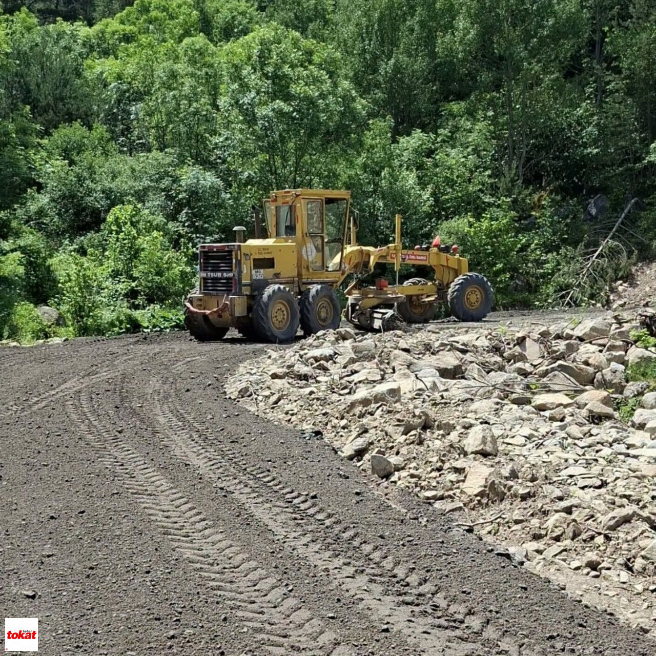 Kızılcaören Köyü Ile Kurt Gölü Mesire Alanı Arası Kumlama Ve Yol Iyileştirme Çalışmaları3