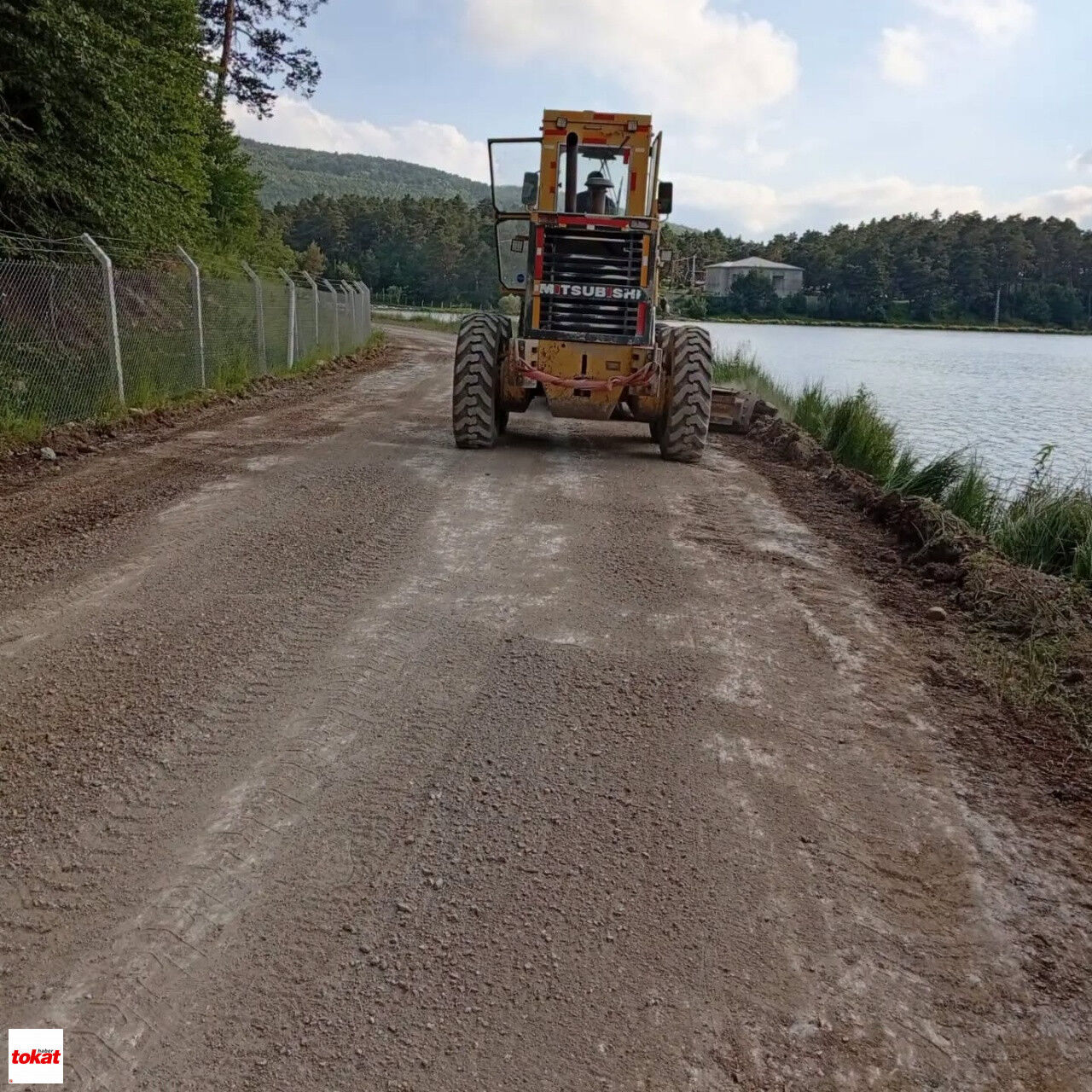 Kızılcaören Köyü Ile Kurt Gölü Mesire Alanı Arası Kumlama Ve Yol Iyileştirme Çalışmaları4