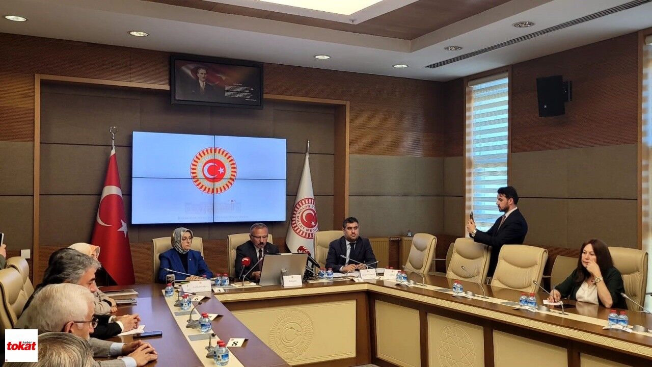 Öğrencilerden Okullarda Akıllı Telefon Yasaklasın Talebi