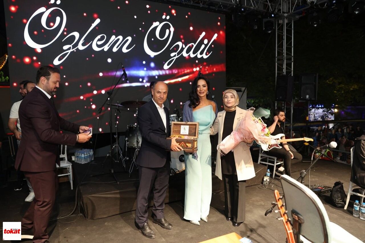 Özlem Özdil (5)