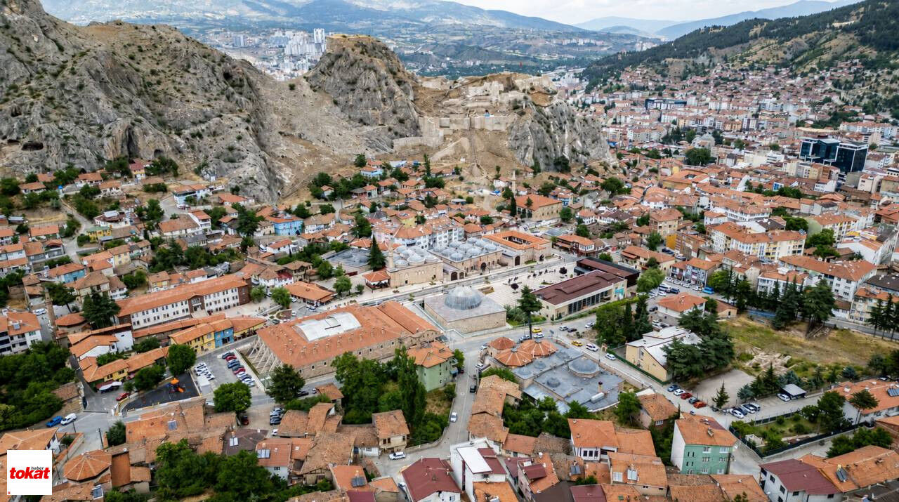 Sulusokak'ın Taşlarını Yerinden Oynatacak İddia! Rezerv Alan İlan Edildi:'Düşük Bedel Teklifi' 'Bilgilendirme Yapılmadı'