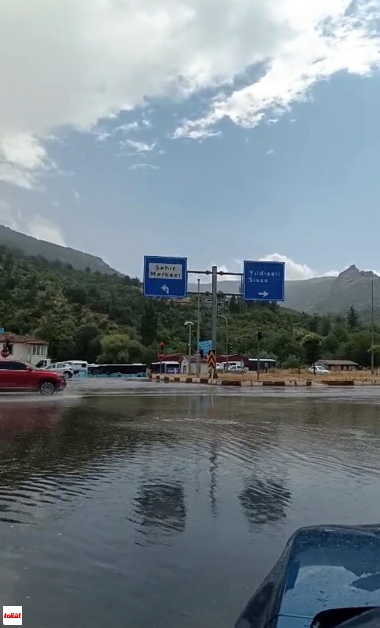 Tokat'ta Fırtına Ve Sağanak Hayatı Olumsuz Etkiledi4